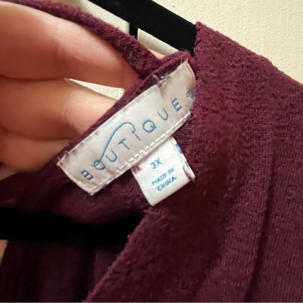 Maroon Long-sleeve Tunic Top with Vneck & Strap Detail on Back, Size 3X - Picture 7 of 9